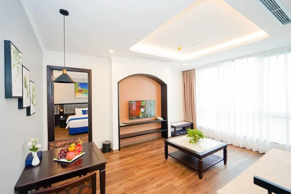 DLioro Hotel & Resort