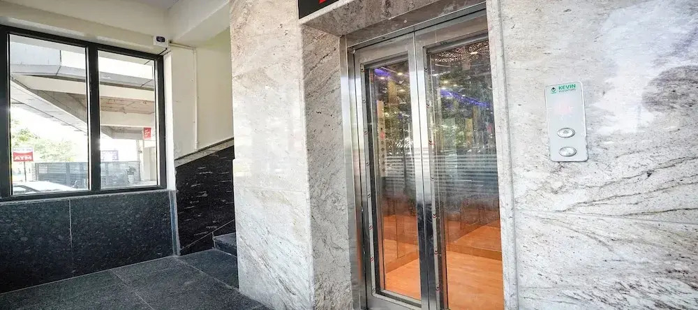 FabHotel Vasatiya & Suites