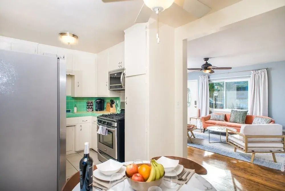 Stylish 2br/1ba in the Heart of PB by Domio