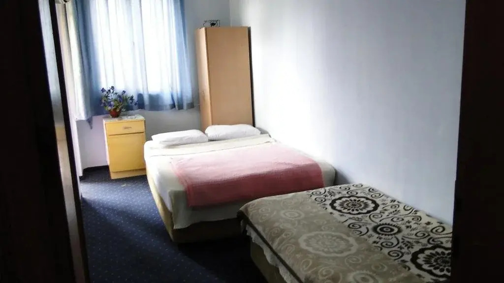 Sunrise Hotel