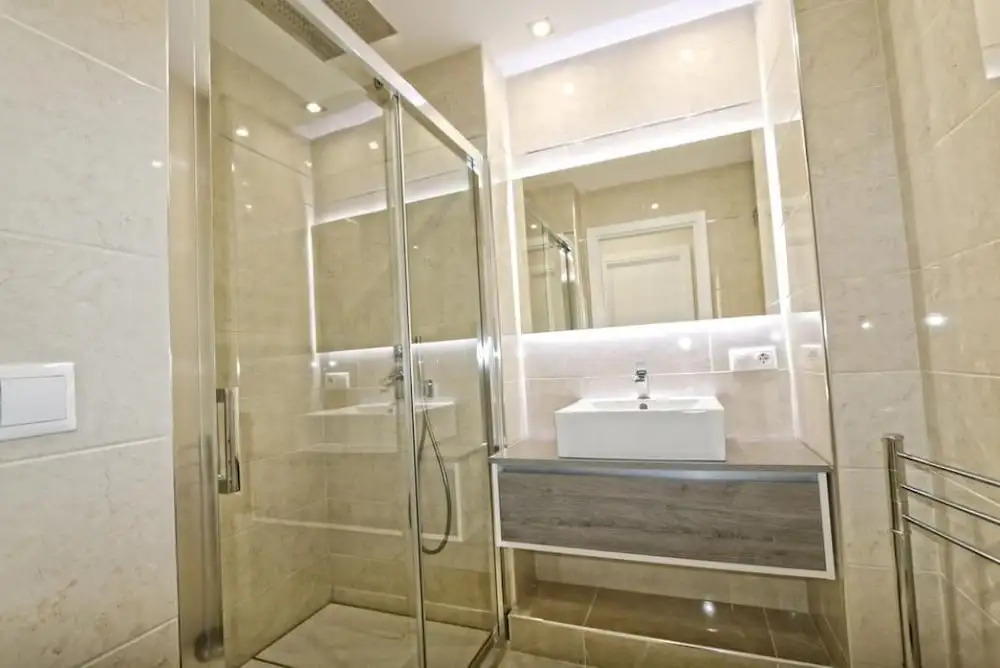 Beachfront Urb. Luxury Apartment 1