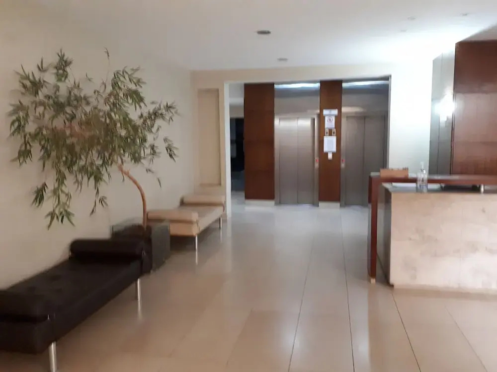 Apto com Ar Split Centro Local Imbatível