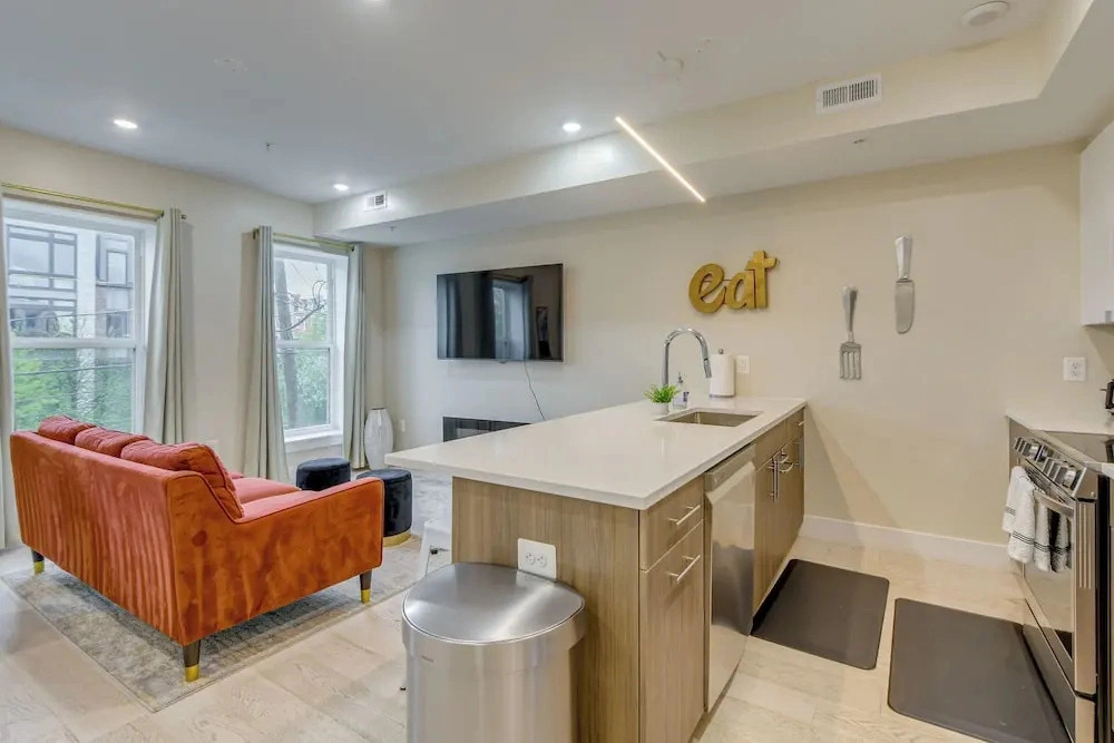 Walkable Washington Apt in Charming Petworth