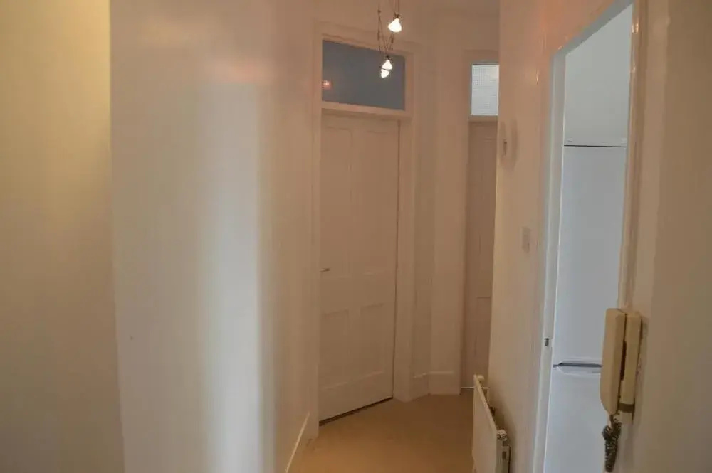 London Borough Station Apartment