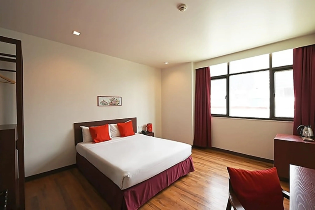 Ruamchitt Plaza Hotel