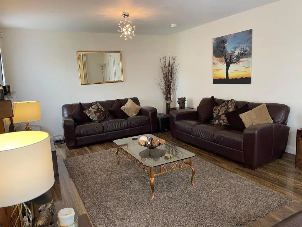Luxury Portrush Holiday Homes - The Grange, Portrush Sleeps 12 - 6 bedrooms