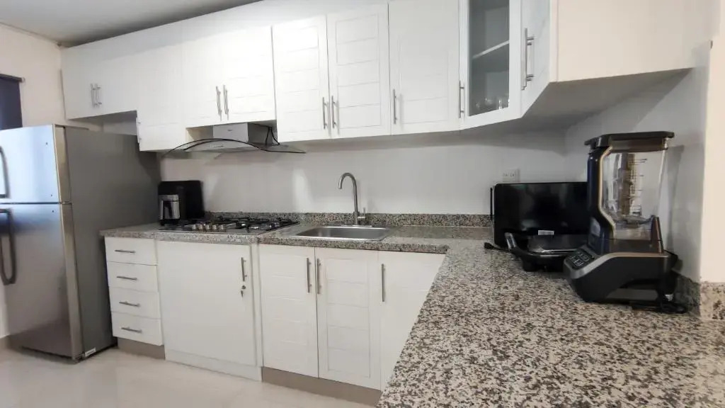 Gated Community with 24/7 Security Pool Fast Wifi