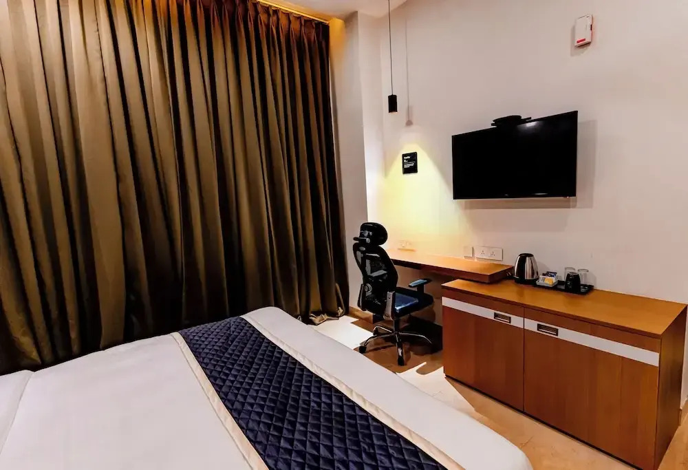 Hotel N Elite