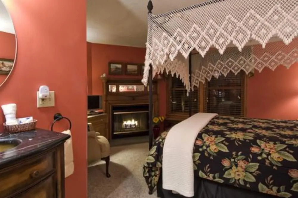Inn at Ellis River
