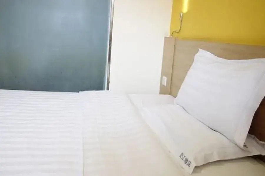 7 Days Inn (Chengdu Jinhuawanda Jiuyanqiao Branch)
