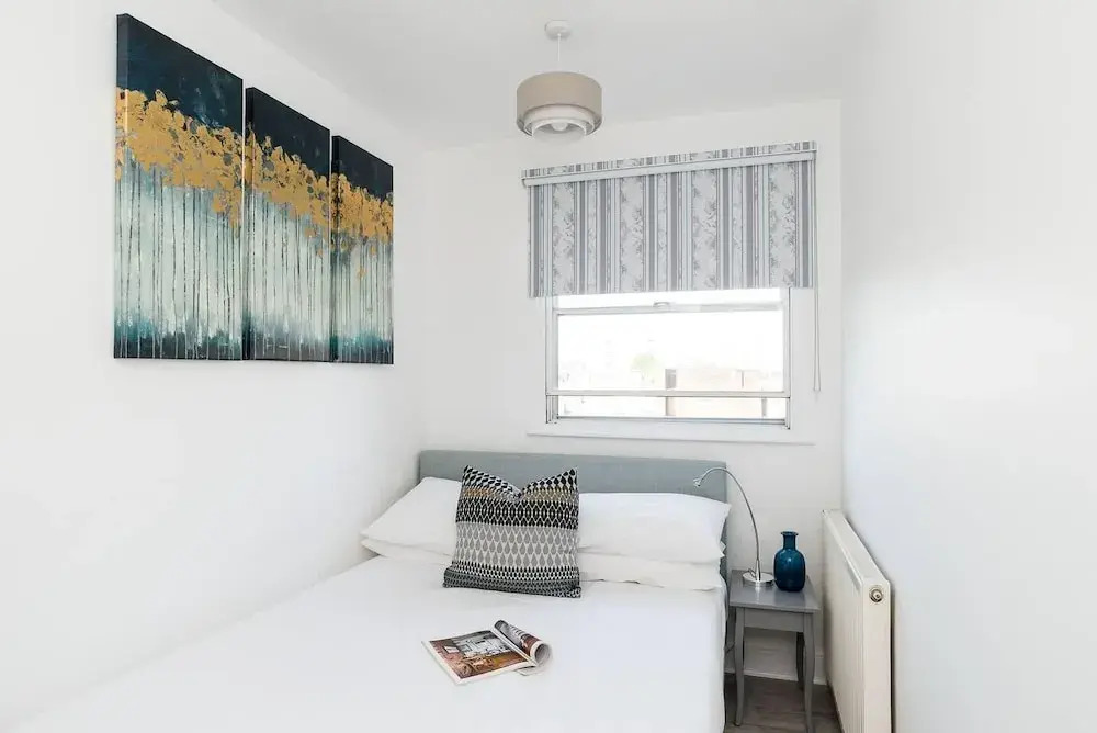 Stylish 2BR Flat next to Battersea Park