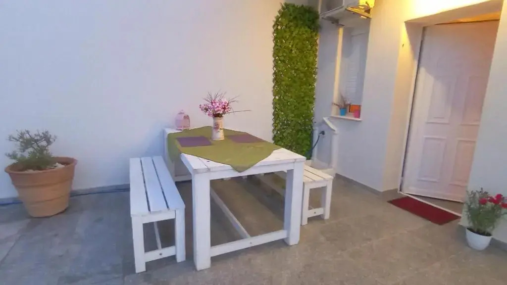 Maja House 2