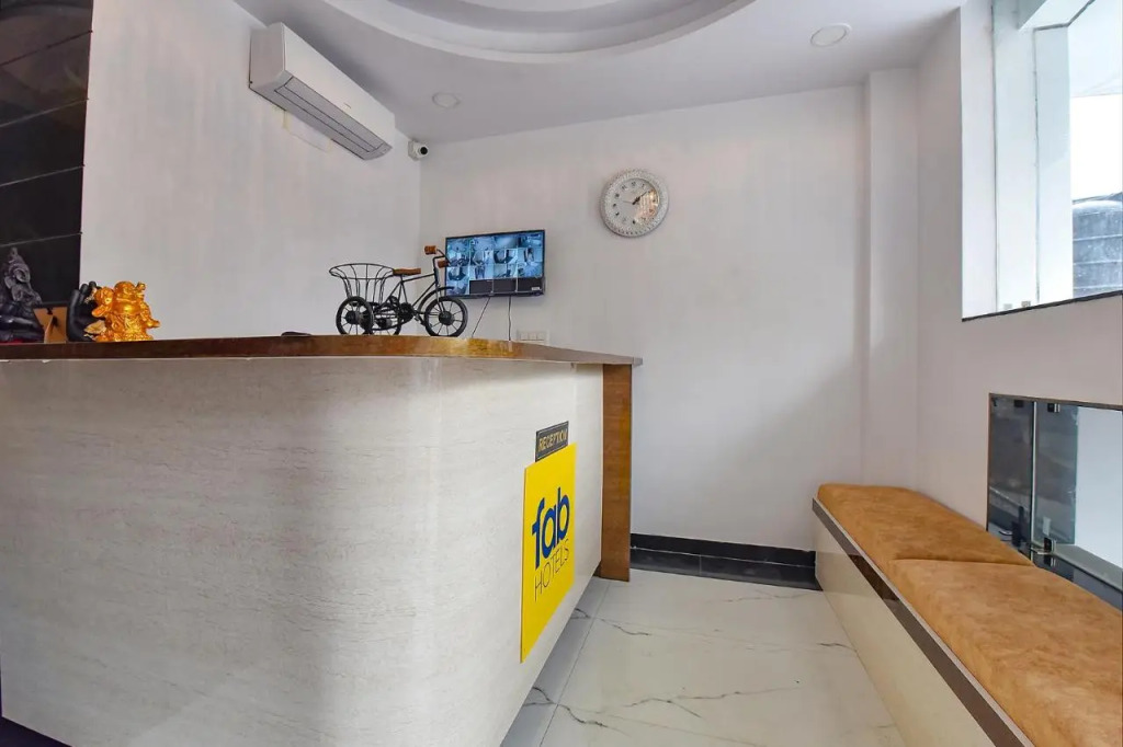 FabHotel Pink City - World Trade Park