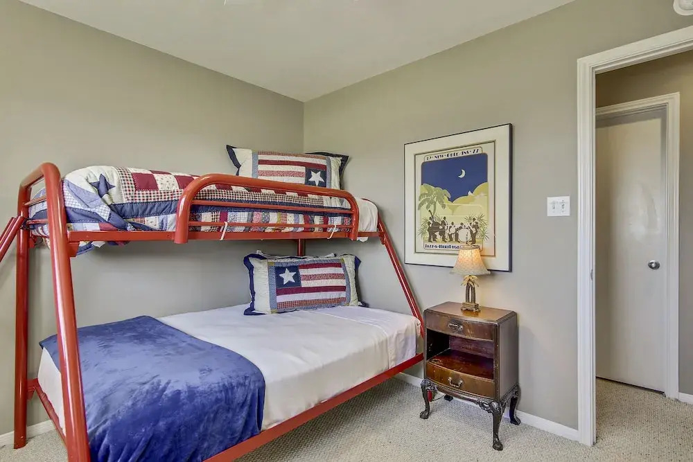 Indian Summer 3 Bedrooms 2 Bathrooms Home