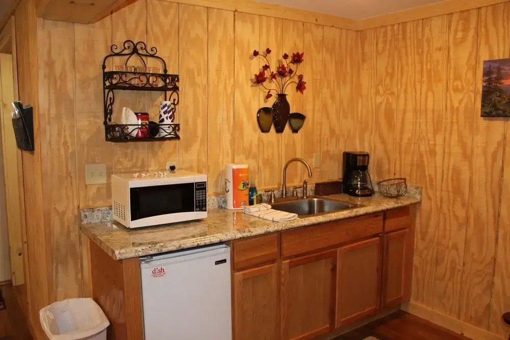 Shawnee Trails Lodging and Suites
