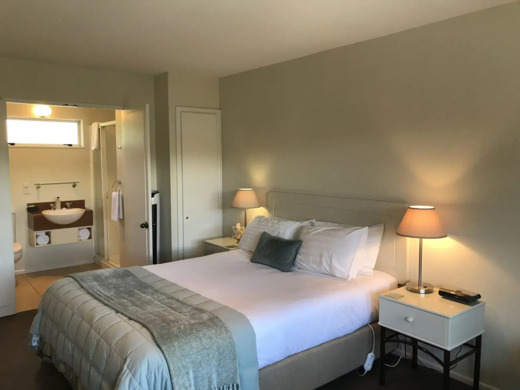 Tuscana Motor Lodge