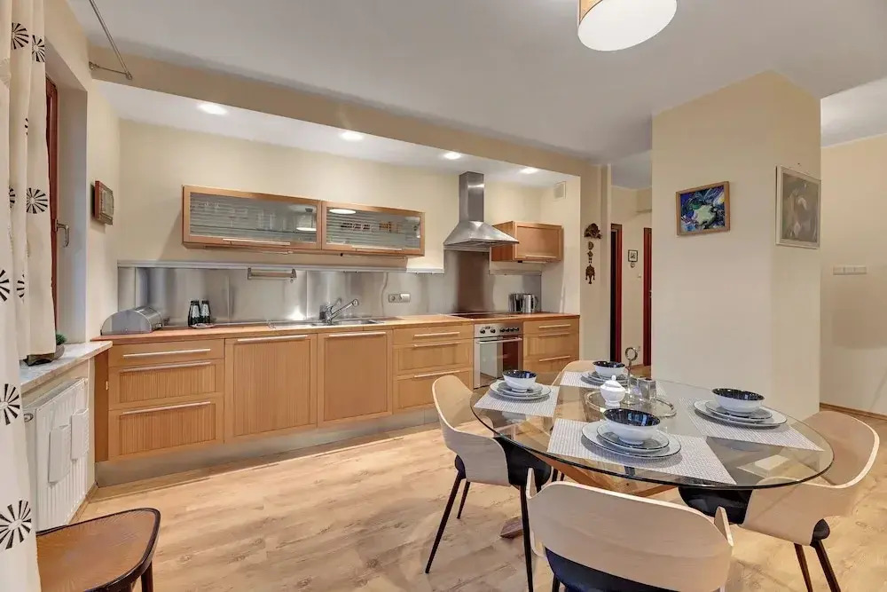 See Smile by Grand Apartments