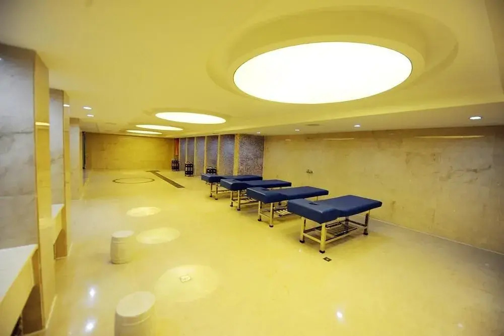 Long Fei Yuan Hotel