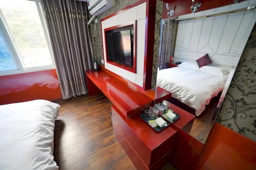 Guanhu Holiday Hotel