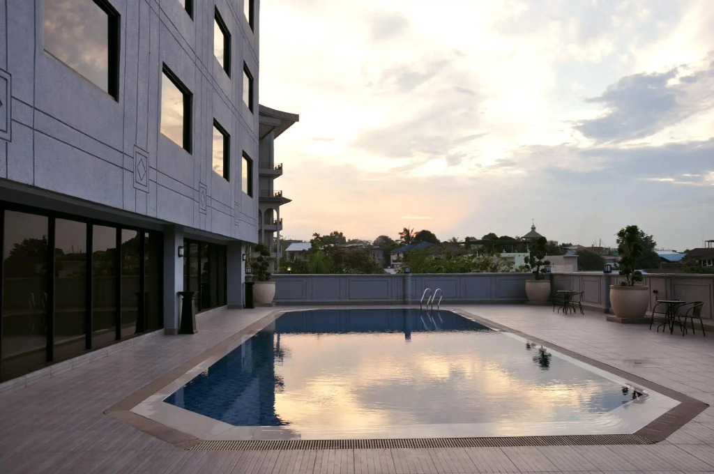 Beverly Hotel Batam
