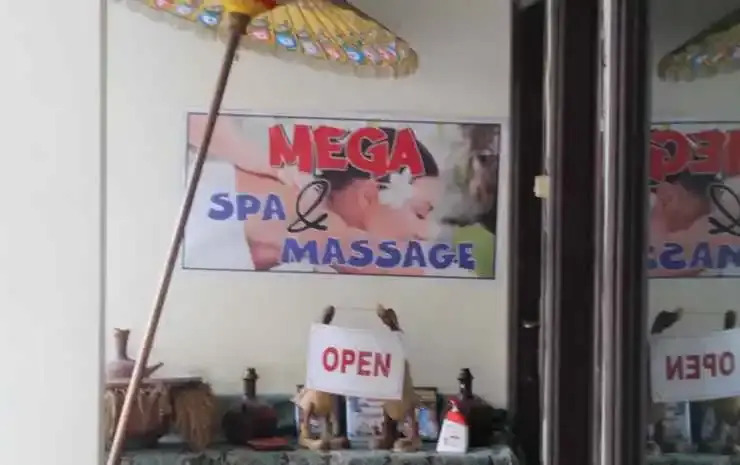 Mega Bintang Sweet Hotel 2
