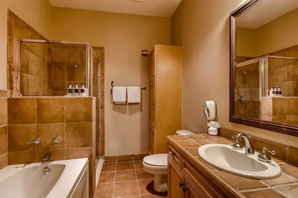 3 Bedroom Condo