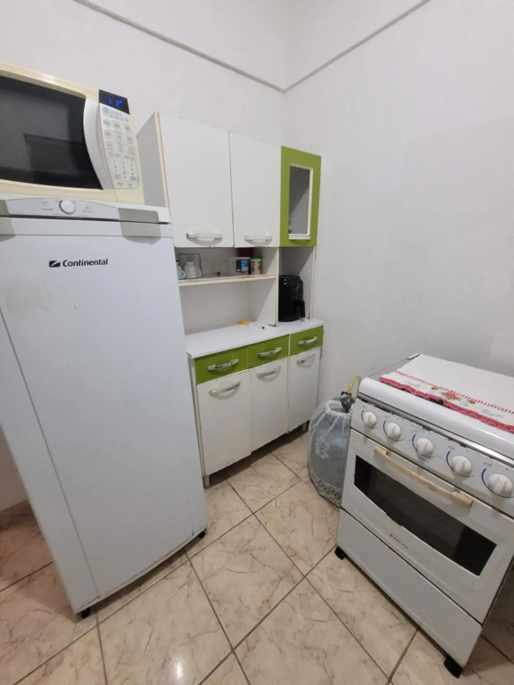 Ótimo Quarto e Sala mobiliado em itapoa.