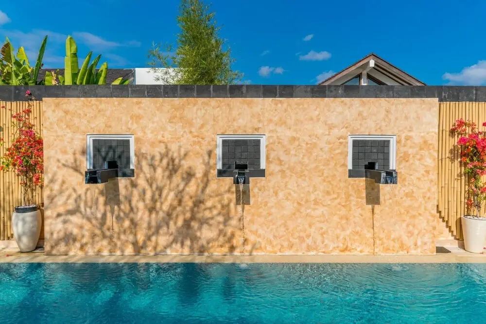 Villa Secret Estate