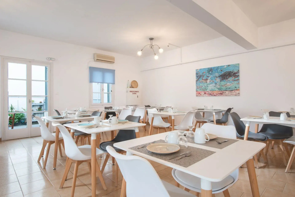 Milos Inn