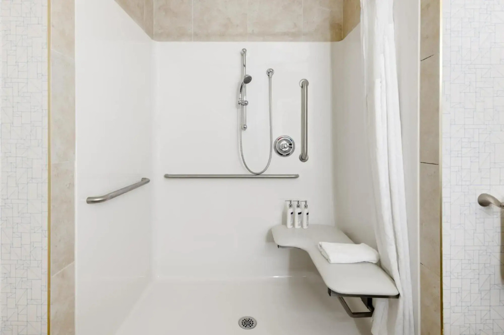 Holiday Inn Express Hotel & Suites-Edmonton South by IHG
