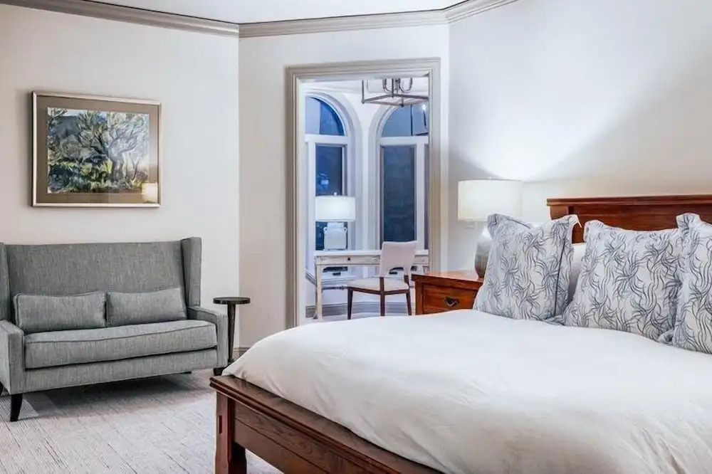 Contemporary 3 Bedroom Ski In, Ski Out Condo in the Heart of Beaver Creek Village
