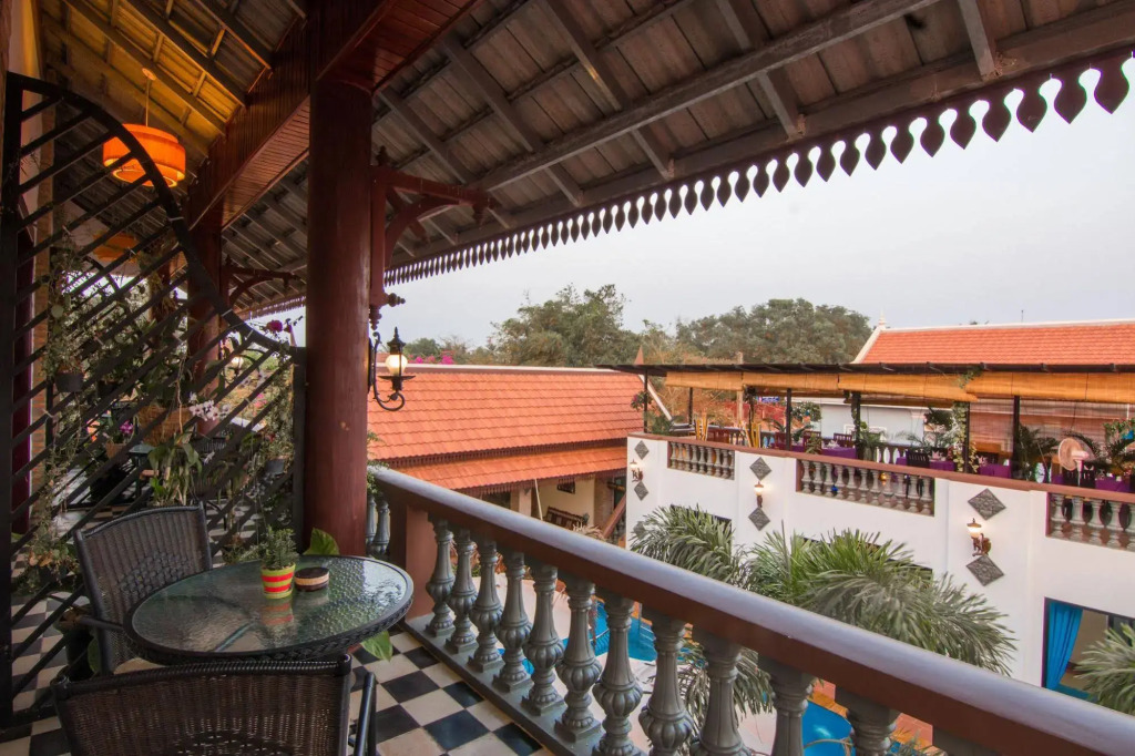 Kralanh Pool Villa