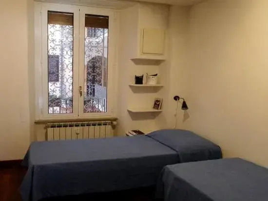 Art Atelier Flat