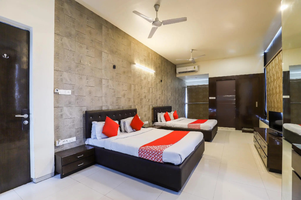 OYO 71730 Hotel Marigold