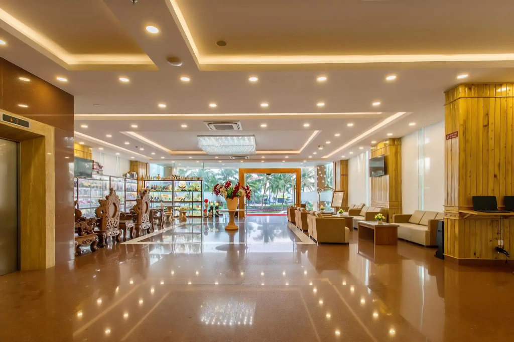 Lunar Hotel Danang
