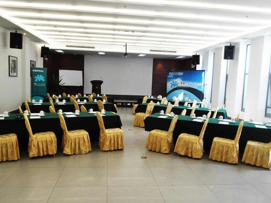 Xinfeng Utop Spring Primeval Forest Resorts