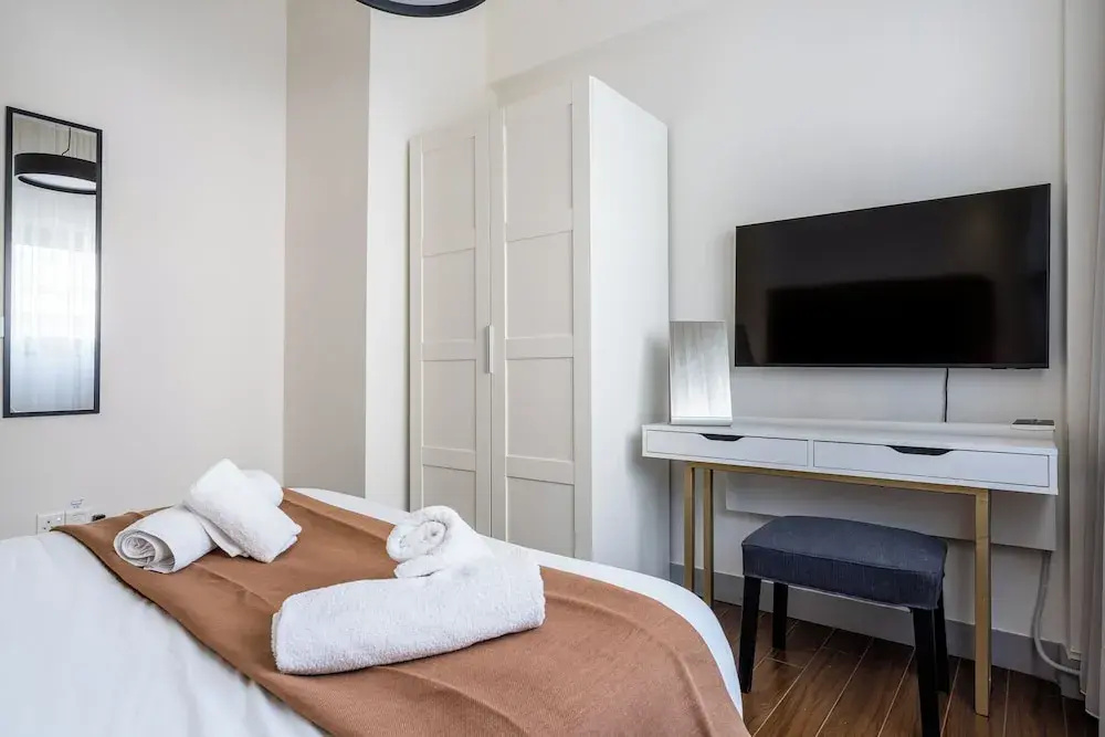 Local Host Living - Signature Apartments in Nicosia
