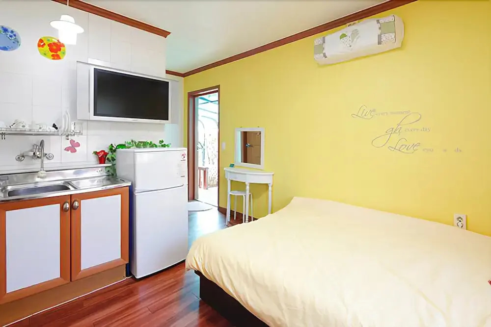 Anmyeondo Fullhouse Pension