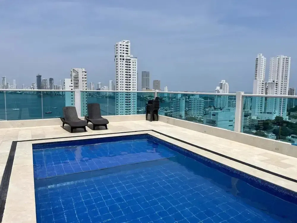 w Lovely 2BR w AC in Sunny Cartagena