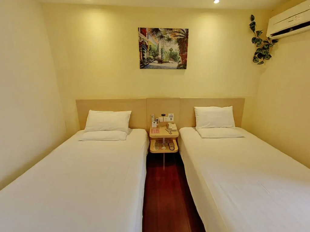 Hanting Hotel Shanghai Jingan Temple Xikang Road
