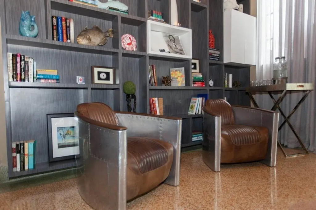 Lincoln Arms Suites