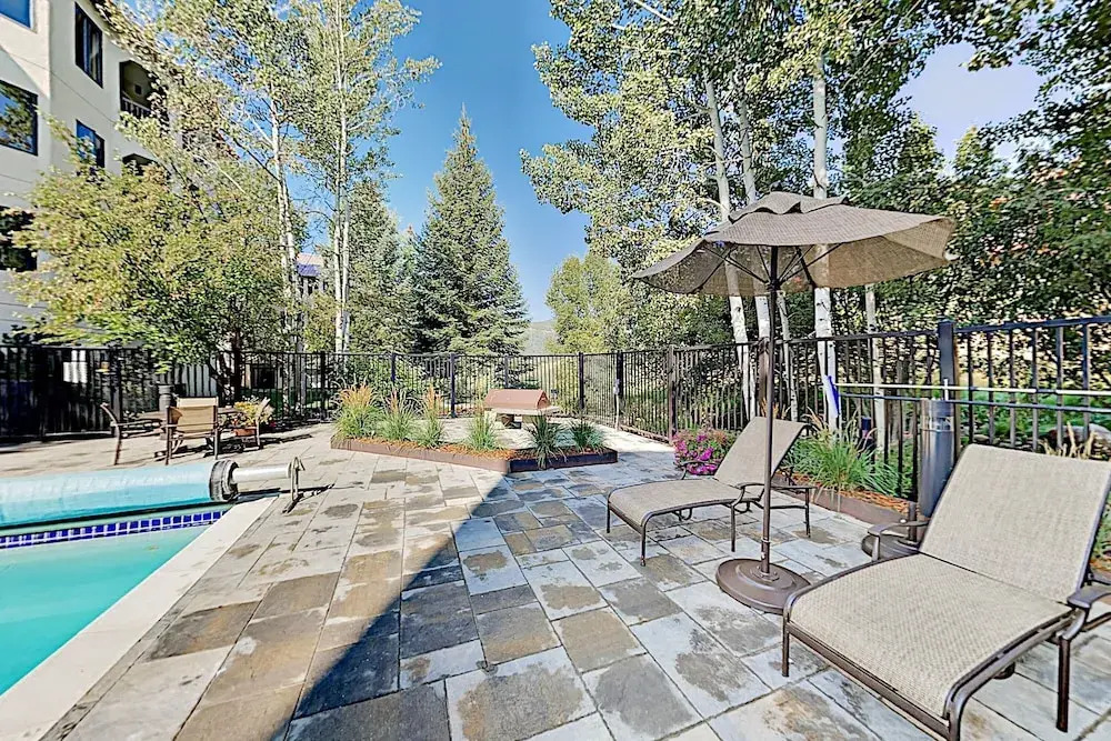 2800 Eaglerididge Dr Condo Unit A-3
