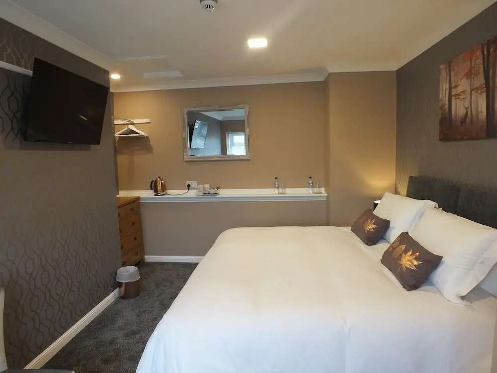 The Crown Hotel