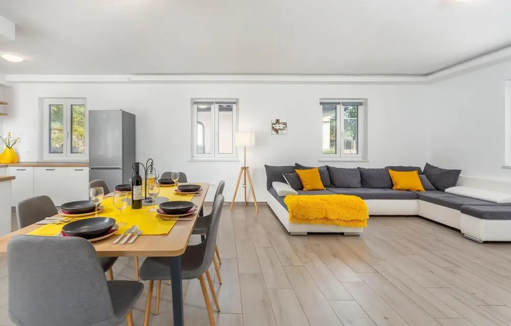 Beautiful Home In Kras