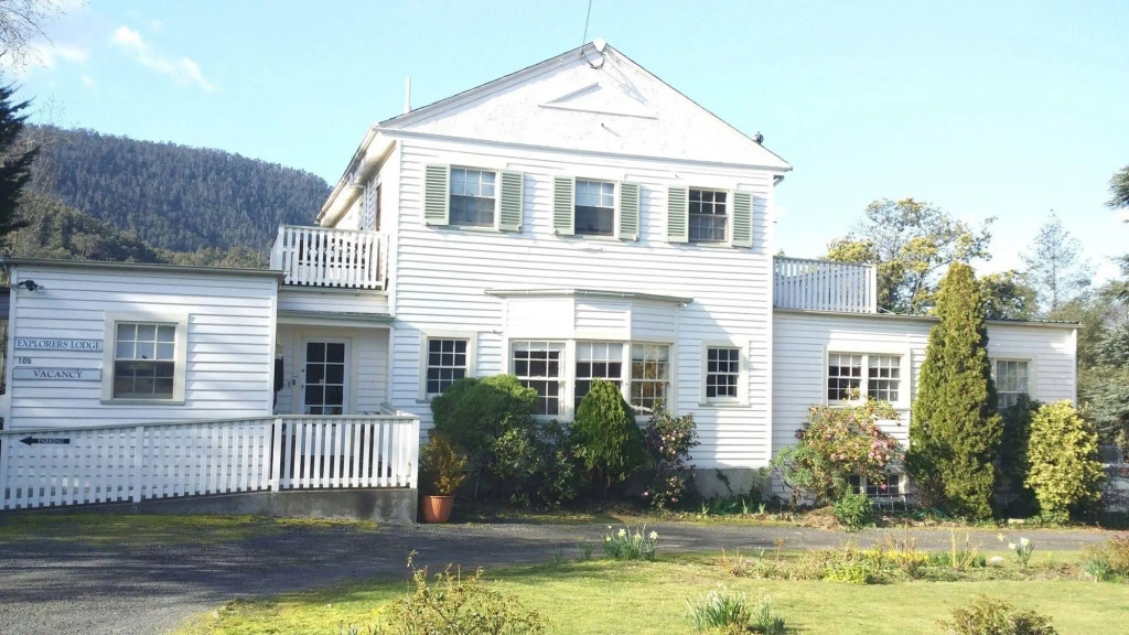 Explorers Lodge