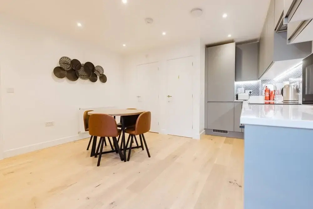 Brand New Stunning Luxury 2 Br House For 6