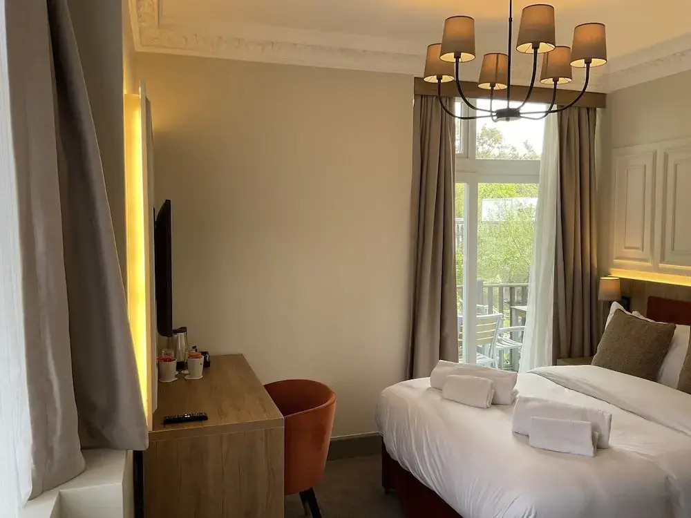 Old Mill Hotel & Lodge