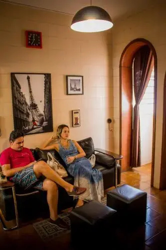 Flor de Lis Hostel