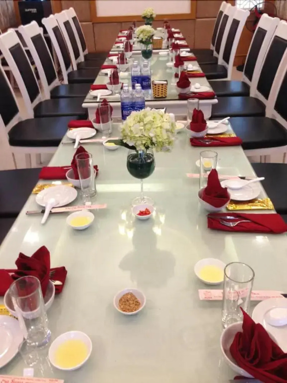 Van Giang Hotel