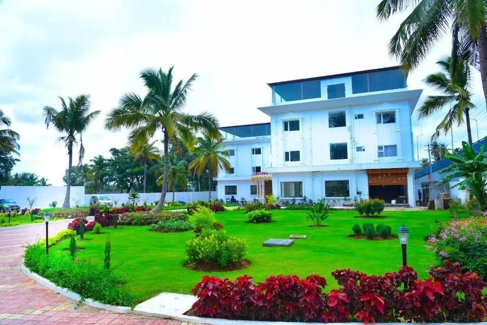 HM Resort